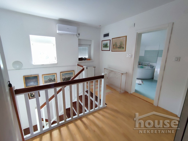 Kuće,SREMSKA KAMENICA,BOCKE 239m2,1700€ , ID: 9116086 39