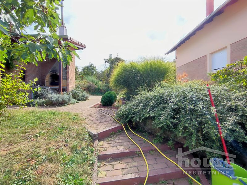 Kuće,SREMSKA KAMENICA,BOCKE 239m2,1700€ , ID: 9116086 16