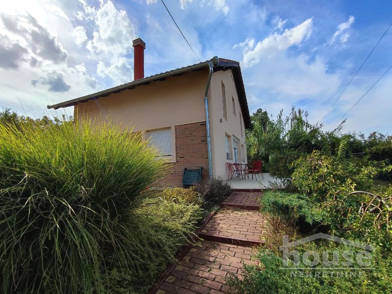 Kuće,SREMSKA KAMENICA,BOCKE 239m2,1700€ , ID: 9116086 17