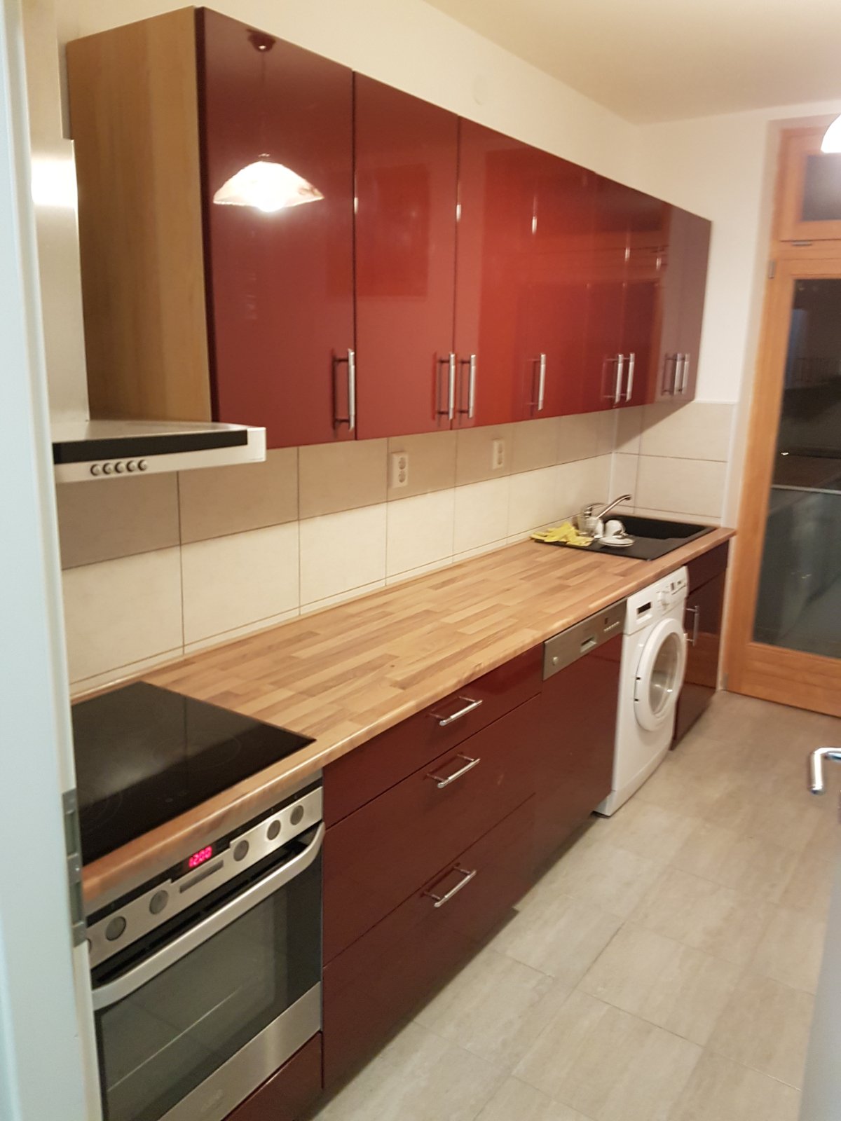 Kanarevo brdo LUX opremljn uknjizen 2