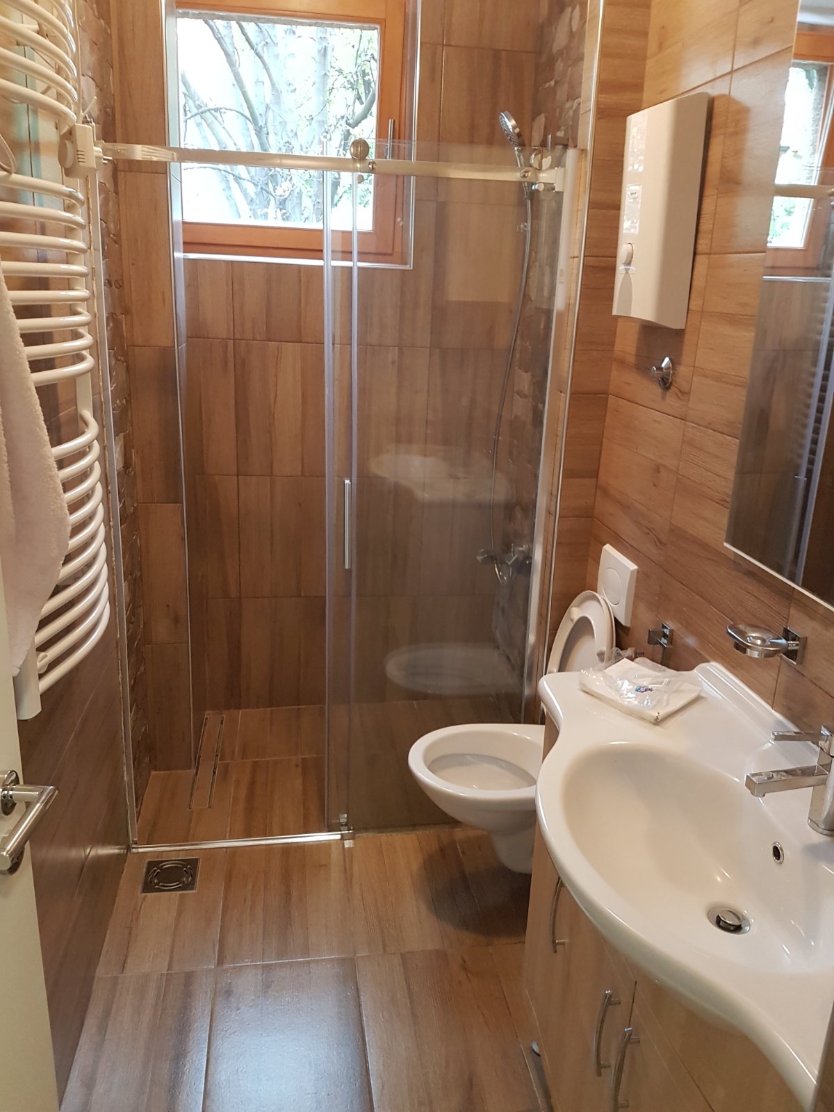 Kanarevo brdo LUX opremljn uknjizen 4