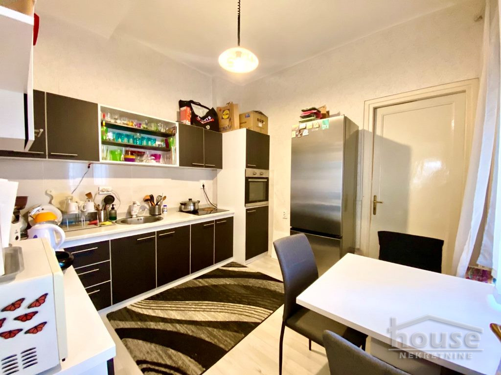 Stan,NOVI SAD,CENTAR 88m2,288400€ , ID: 1059841 8