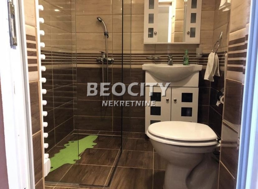 četvorosobna kuća, 240 m2 ID: 102498 9