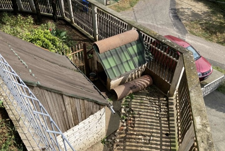 Prodajem kucu u Kumodrazu 5