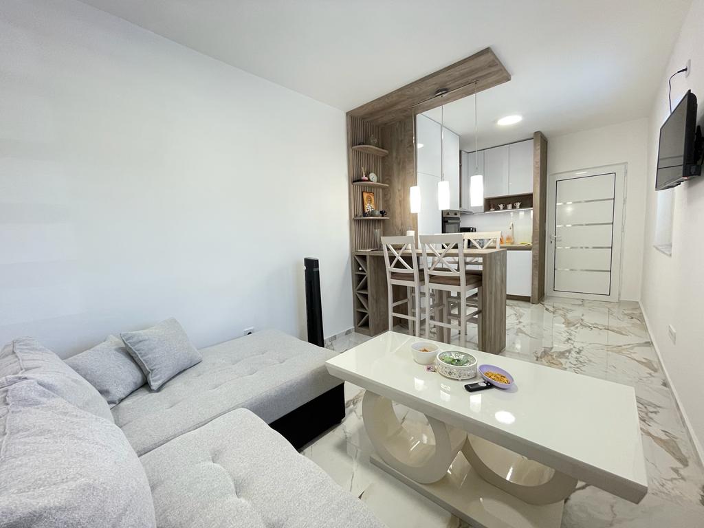 Sutomore  nova vertikala sa pogledom 2