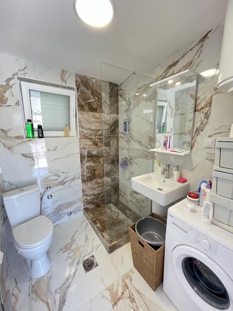 Sutomore  nova vertikala sa pogledom 5