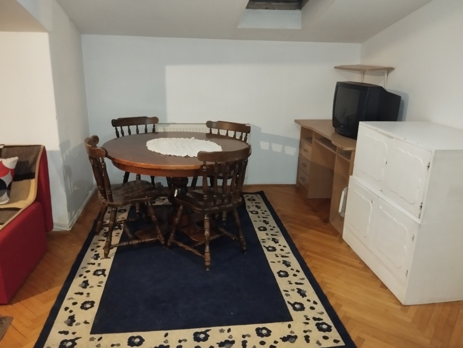 Prodajem stan kod parka Cair 4