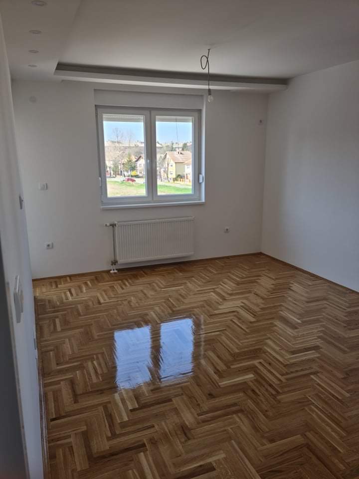 Dvoiposoban stan na prodaju  JNA 28  74 800   68m² 1