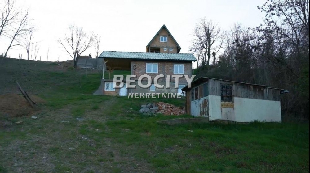 Plac, Fruška gora ID: 102907 6