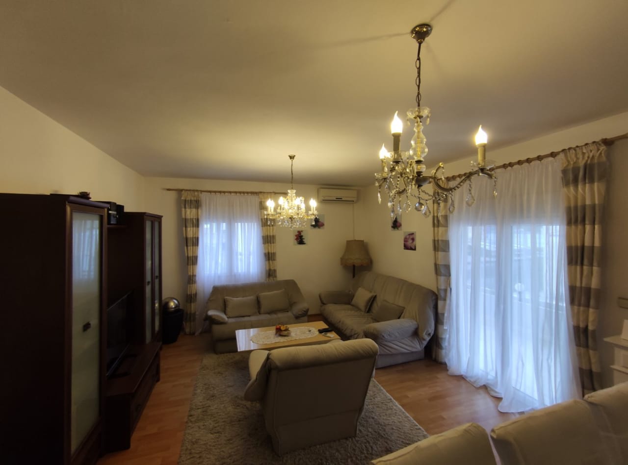 Kamenari  luks kuća  drugi red 2