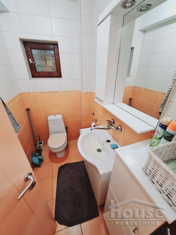 Stan,NOVI SAD,BULEVAR 92m2,154500€ , ID: 1058716 10