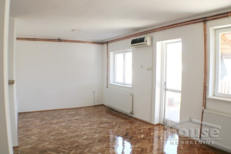 Kuće,NOVI SAD,SALAJKA 200m2,800€ , ID: 9113641 3