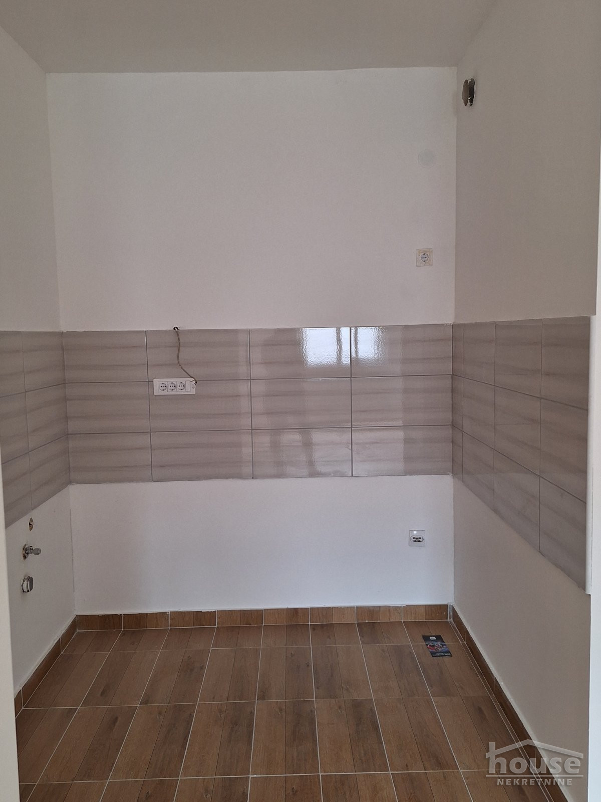 Stan,PETROVARADIN,CENTAR 69m2,144200€ , ID: 1059861 15