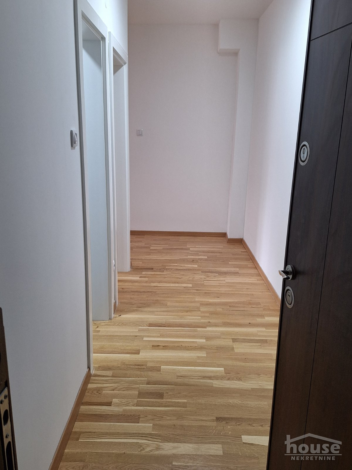 Stan,PETROVARADIN,CENTAR 69m2,144200€ , ID: 1059861 3