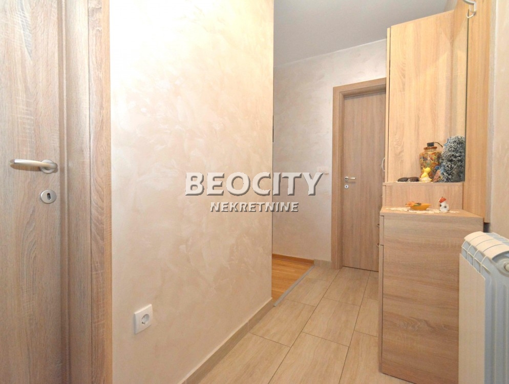 Dvosoban stan, 32 m2, Ledine, Valtrovićeva ID: 85930 9