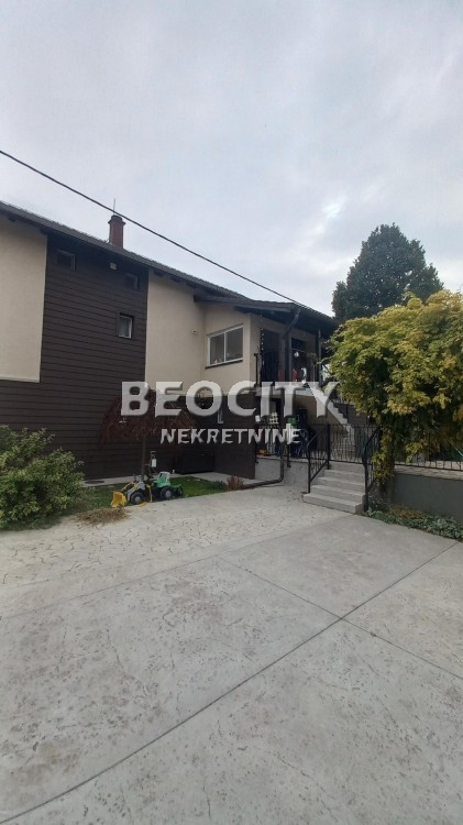 Kuća, 370 m2, Adice ID: 90611 17