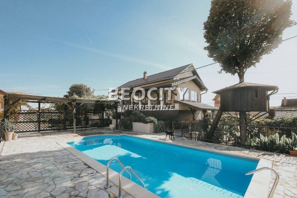 Kuća, 370 m2, Adice ID: 90611 1