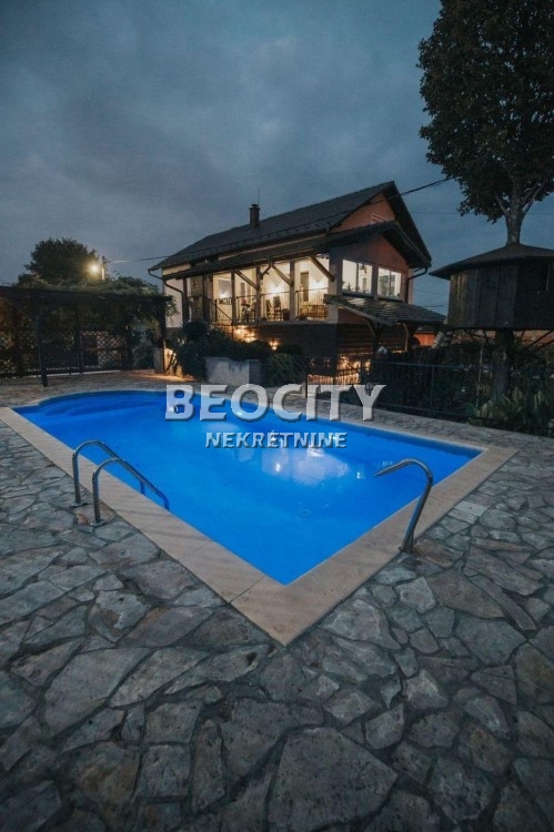 Kuća, 370 m2, Adice ID: 90611 3