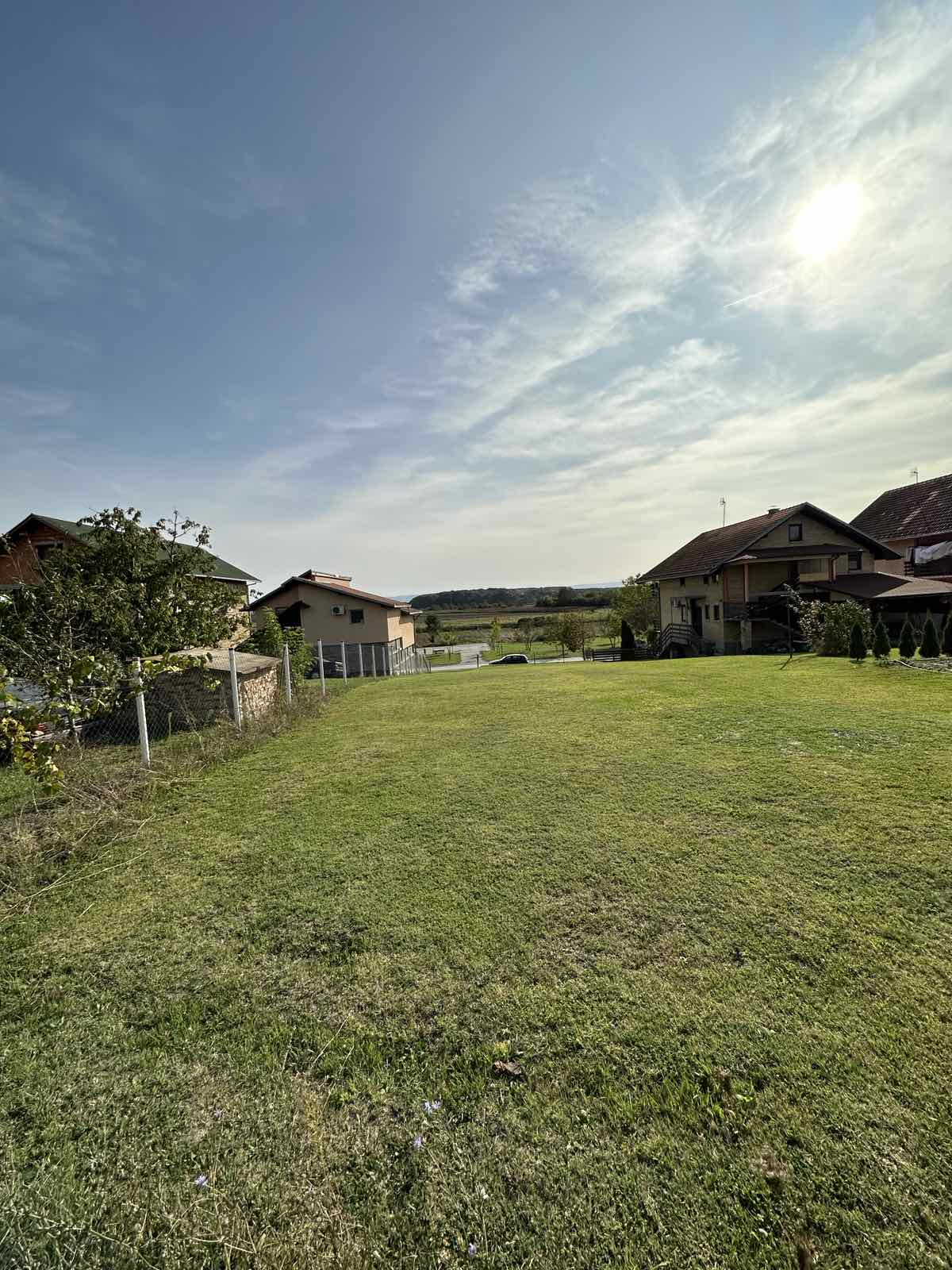 Gradjevinsko zemljiste Cenej  nemanovci  1600m2 2