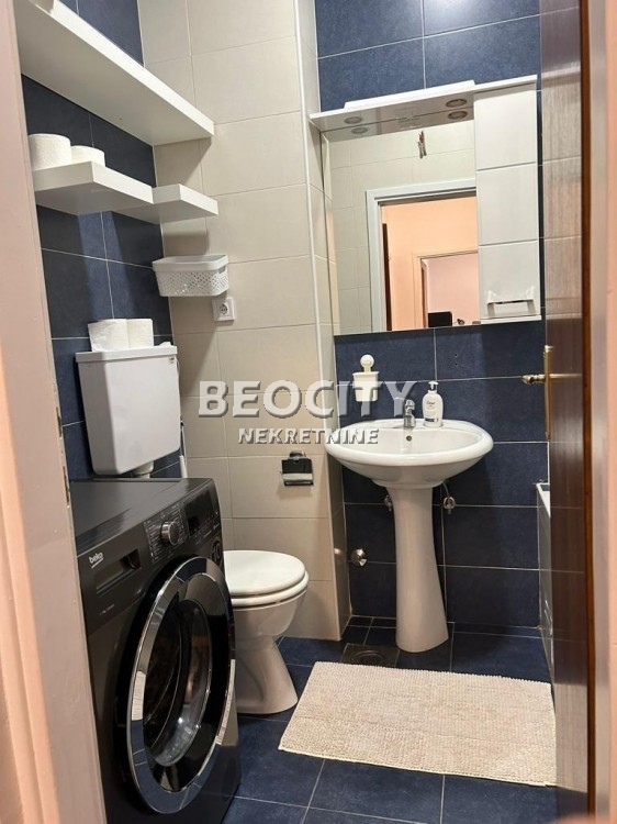 Dvosoban stan, 57 m2, Južni bulevar, Južni bulevar ID: 103425 12