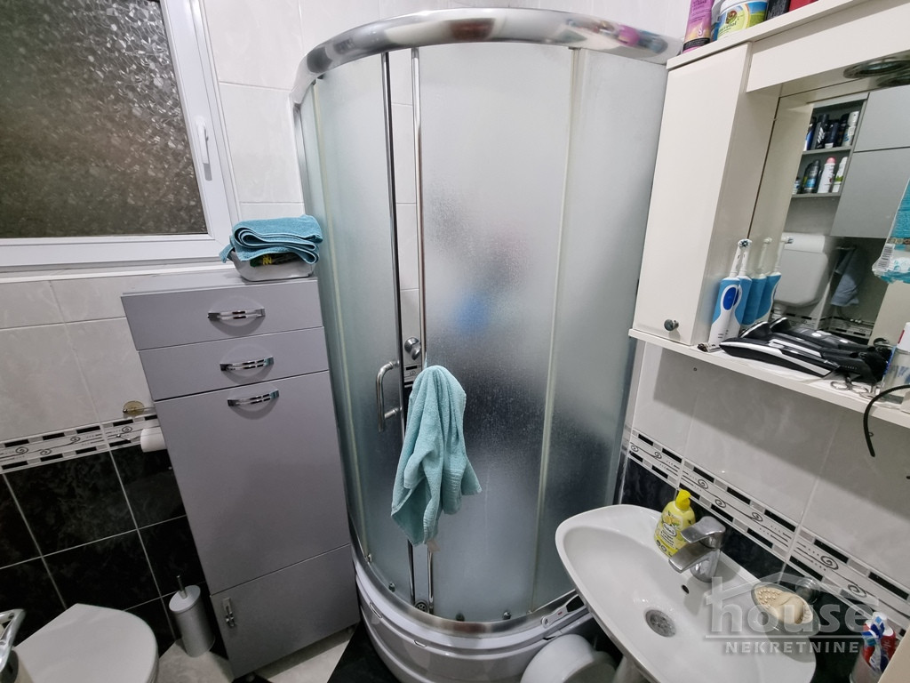 Stan,NOVI SAD,NOVA DETELINARA 65m2,132870€ , ID: 1060040 14