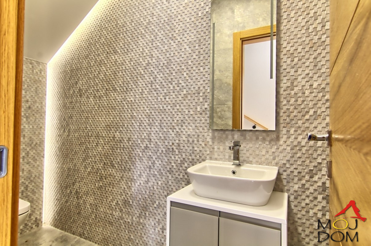 Stan,SREMSKA KAMENICA,POPOVICA,kv: 181, € 515000, ID: 1027254 22