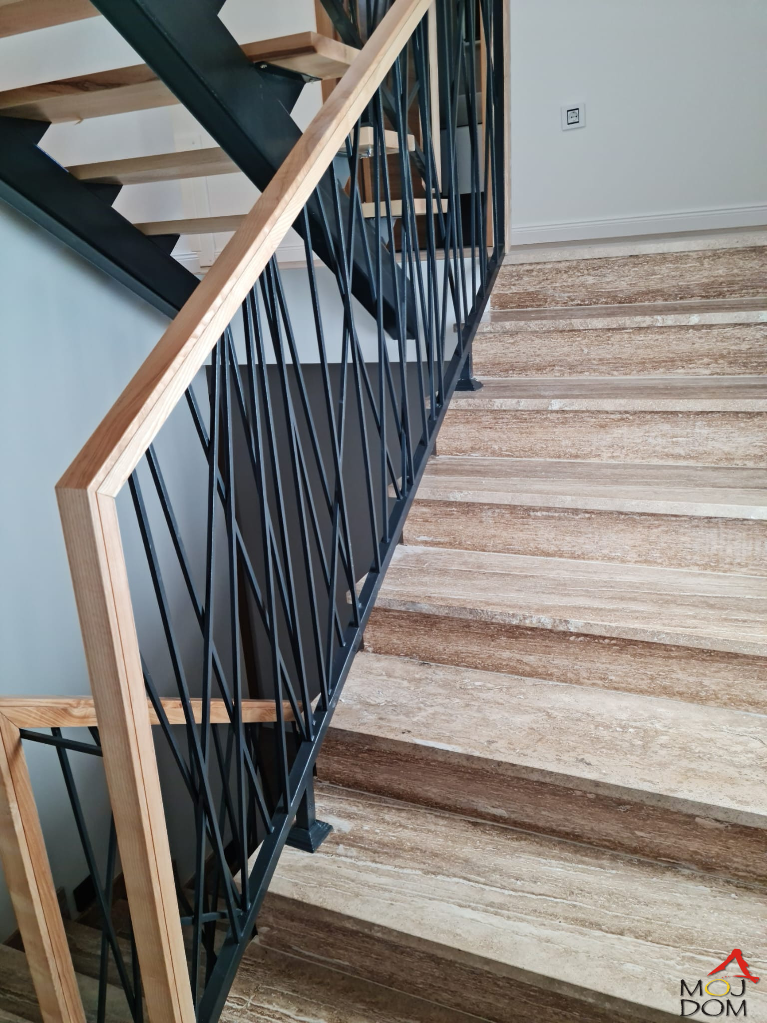 Stan,SREMSKA KAMENICA,POPOVICA,kv: 181, € 515000, ID: 1027254 38