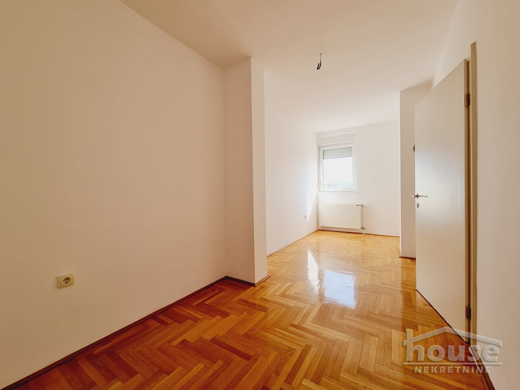 Stan,NOVI SAD,BULEVAR 86m2,159650€ , ID: 1054423 24