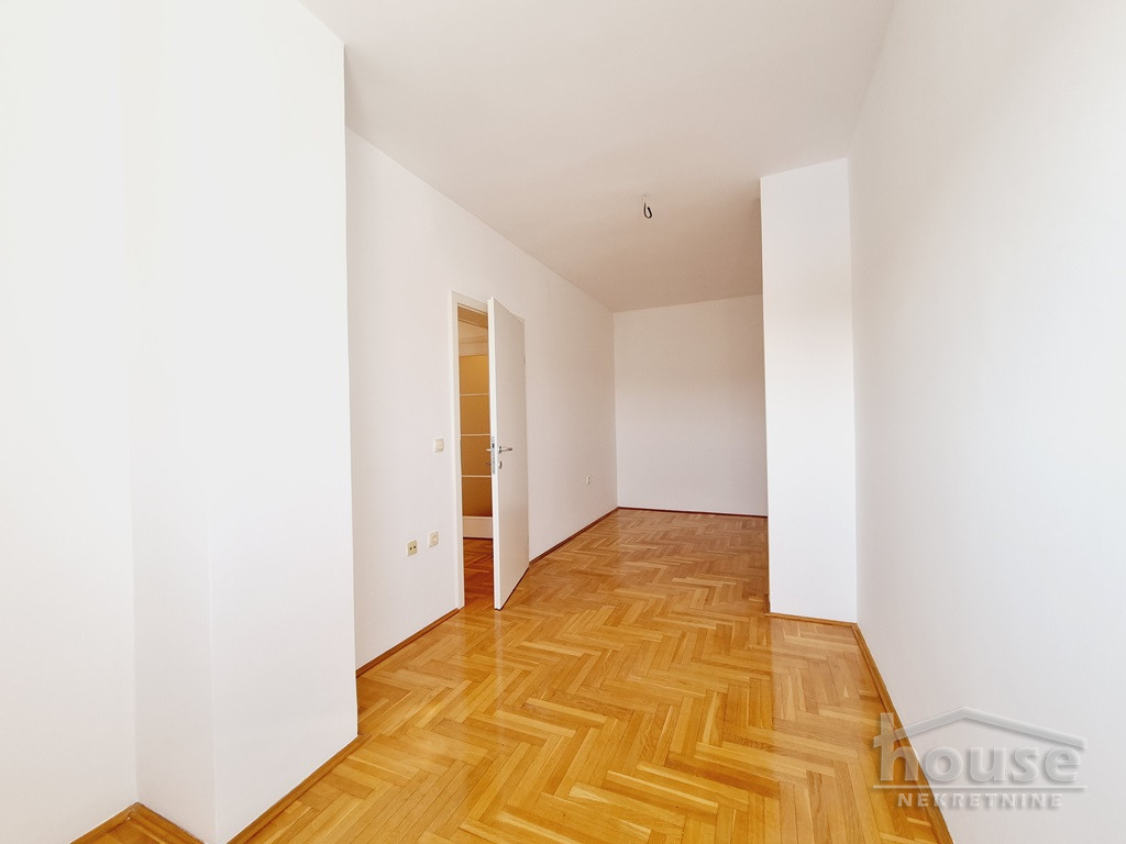 Stan,NOVI SAD,BULEVAR 86m2,159650€ , ID: 1054423 26