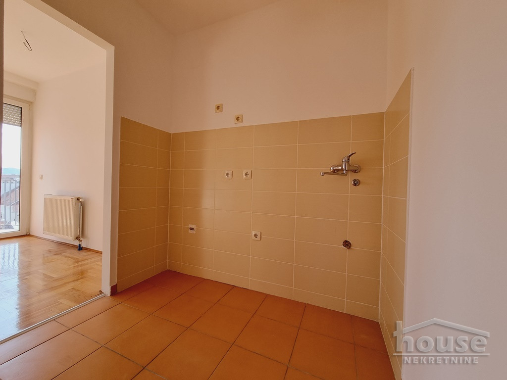 Stan,NOVI SAD,BULEVAR 86m2,159650€ , ID: 1054423 14