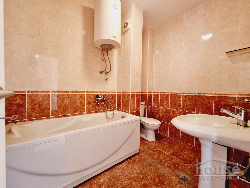 Stan,NOVI SAD,BULEVAR 86m2,159650€ , ID: 1054423 30