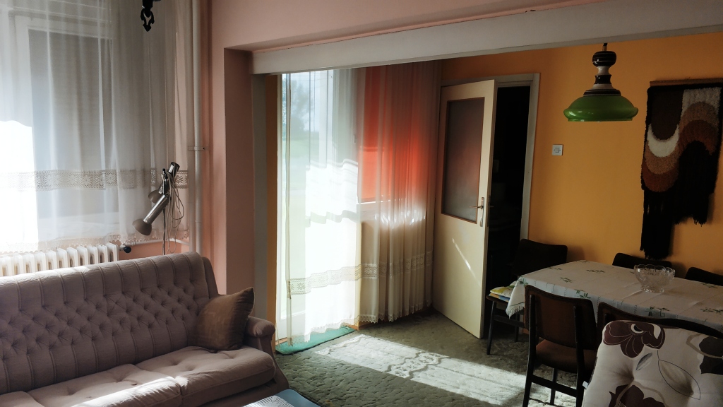 Prodajem dvosoban stan 61 m2 u ulici Branka Radičevića br 17  naselje  Dekanske bašte   2