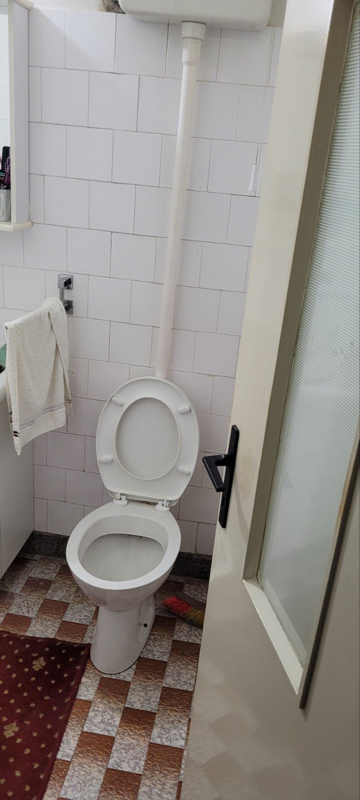 2 soban stan u starijoj zgradi 5