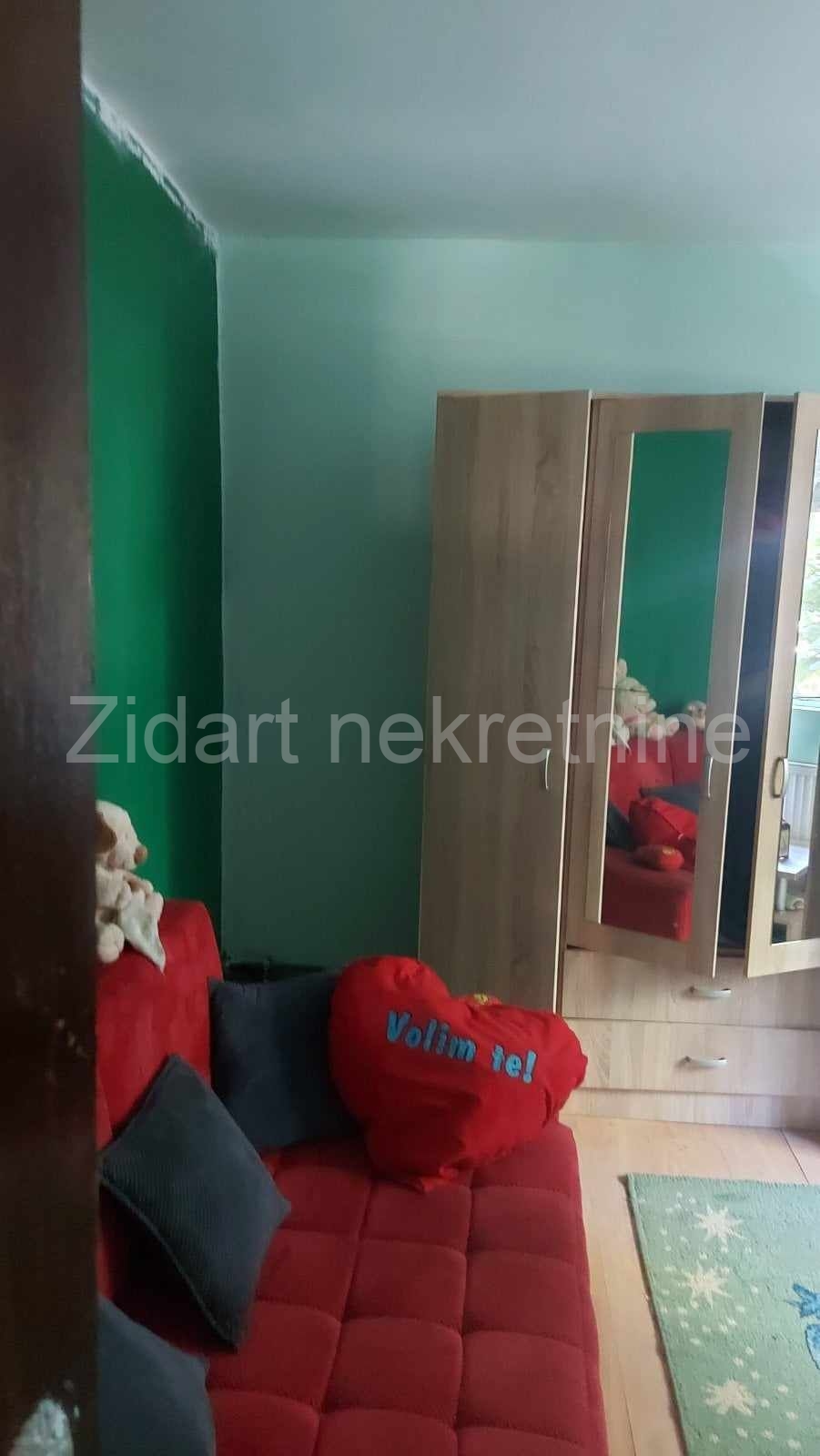 Batajnica, Zemun, kuća na prodaju  5