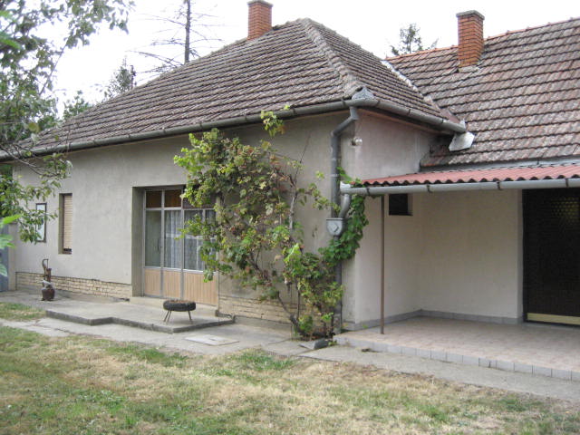 Bačko Gradište   porodična kuća 2