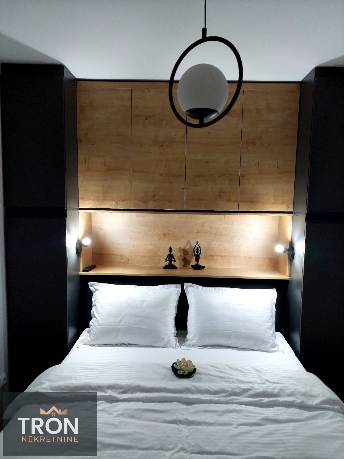 Prelep luksuzan stan kod Slatine  42m2 4