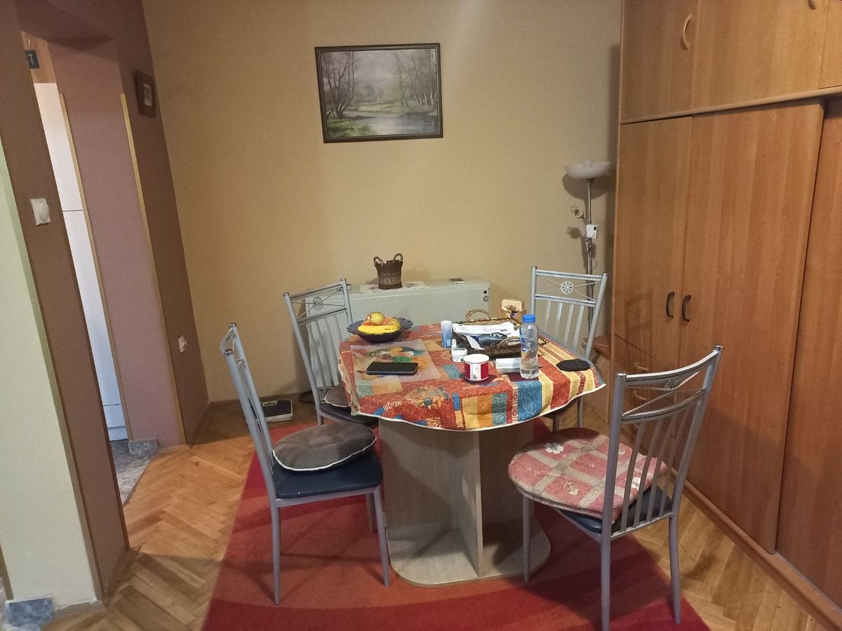 Komforan  namešten stan na extra lokaciji  3