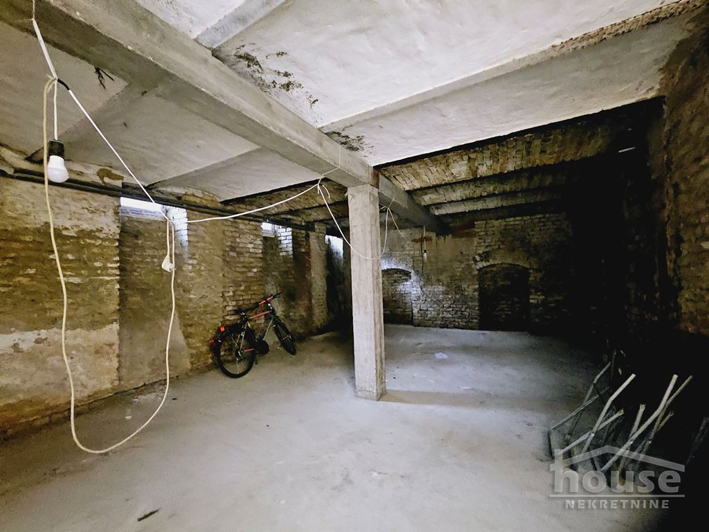 Kuca,NOVI SAD,ROTKVARIJA198m2,410900€ , ID: 3045904 24