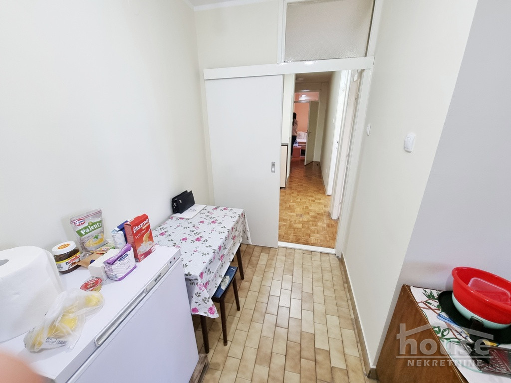 Stan,NOVI SAD,BULEVAR 75m2,191580€ , ID: 1060069 9