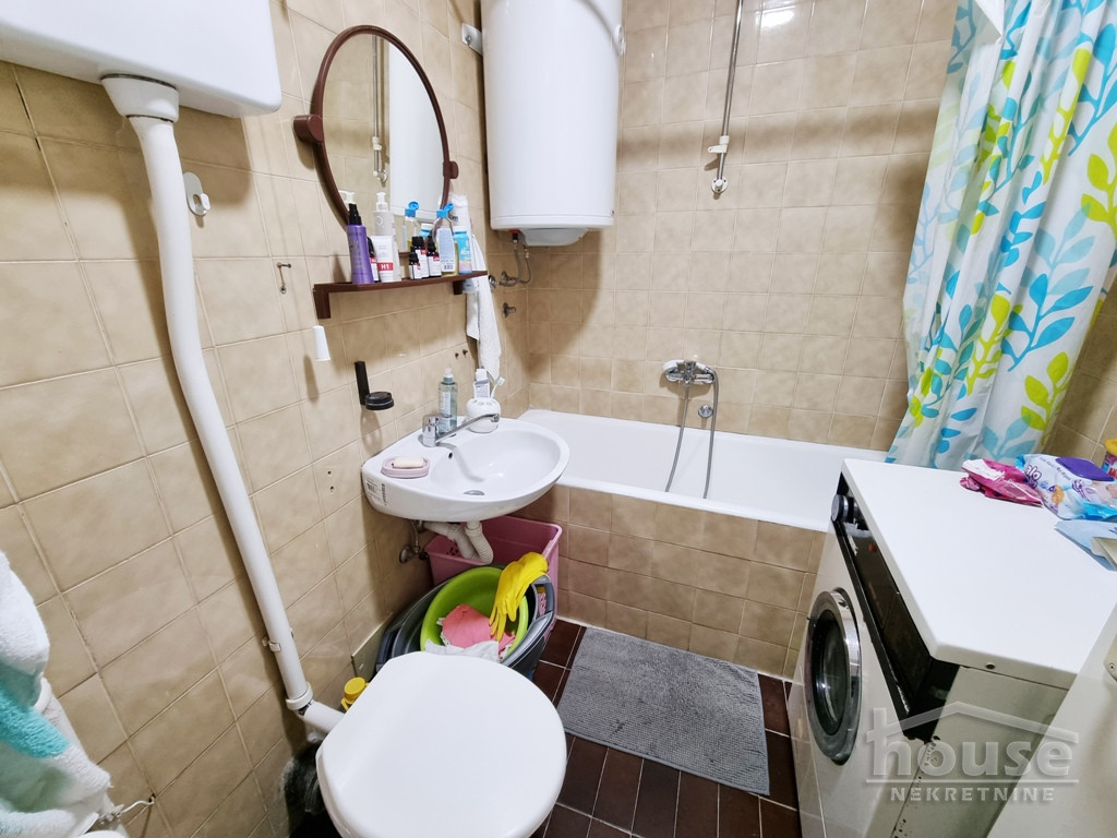 Stan,NOVI SAD,BULEVAR 75m2,191580€ , ID: 1060069 21