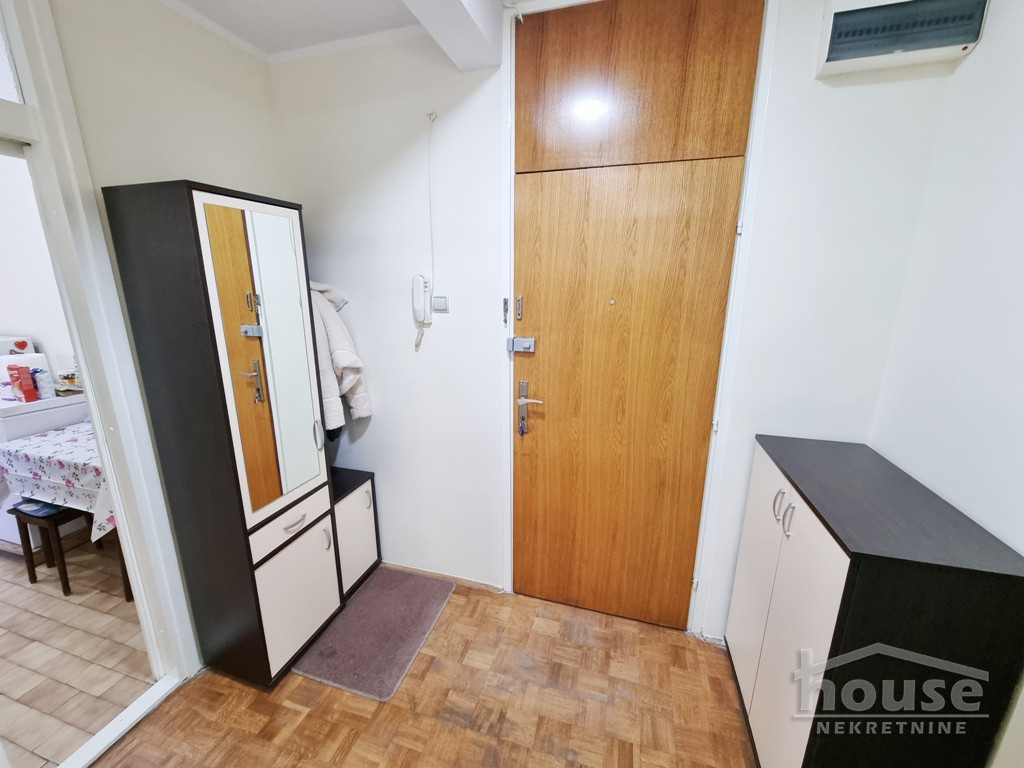 Stan,NOVI SAD,BULEVAR 75m2,191580€ , ID: 1060069 11