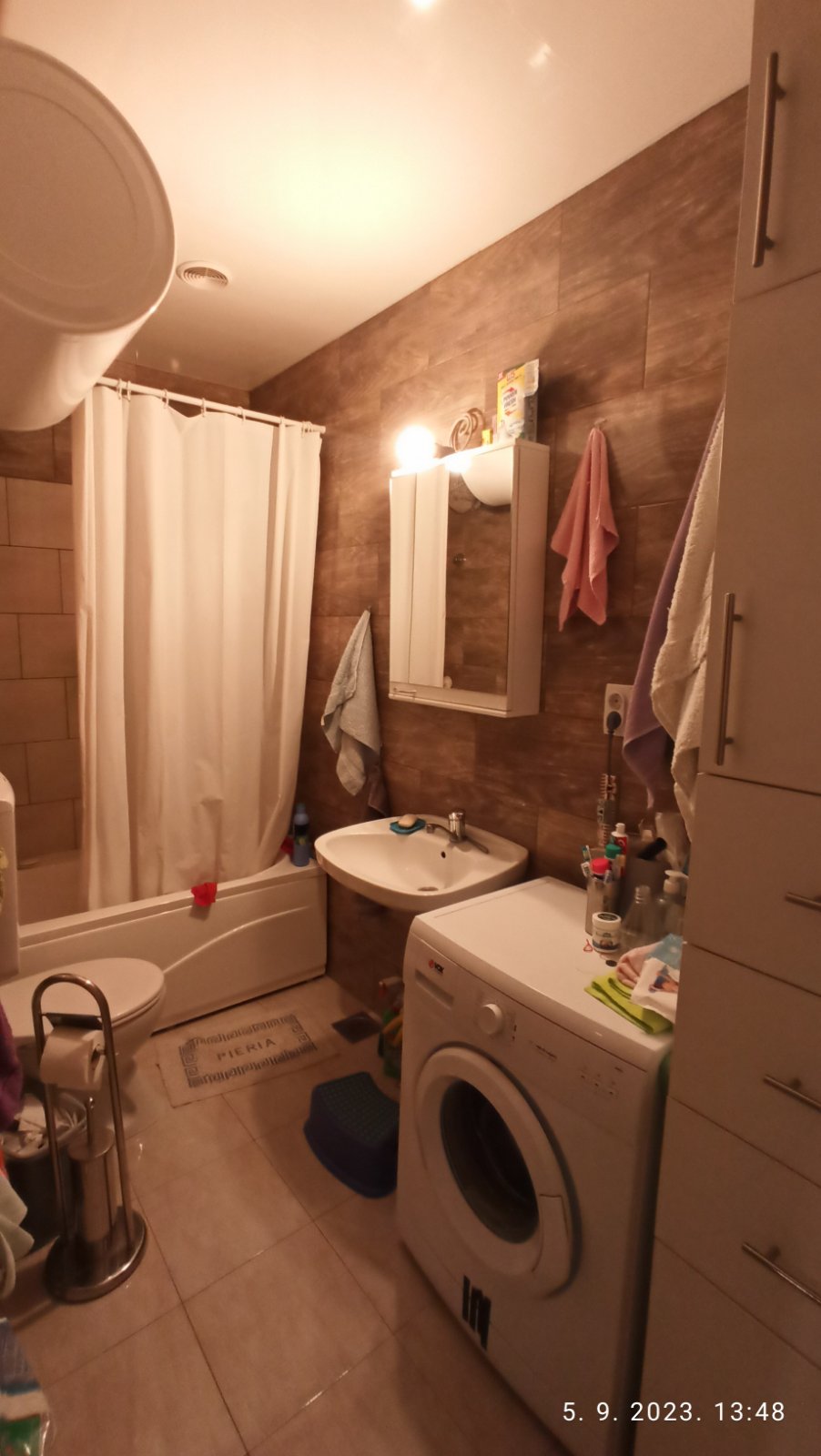 Prodajem kucu sa dva odvojena stana Dudovi Obrenovac 4