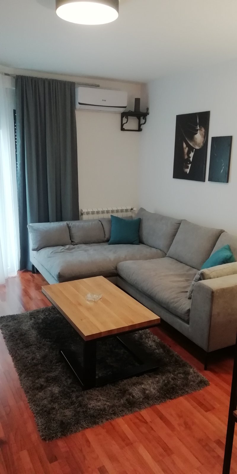 Izdajem jednoiposoban stan u centru Niša 2