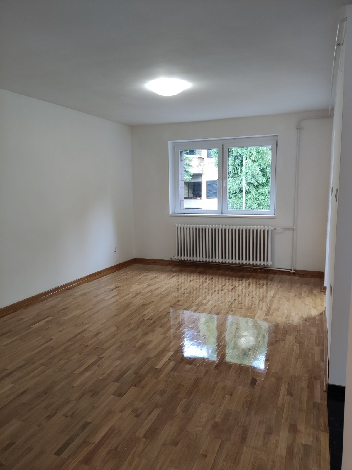 IZUZETAN STAN NA ODLIČNOJ LOKACIJI 3