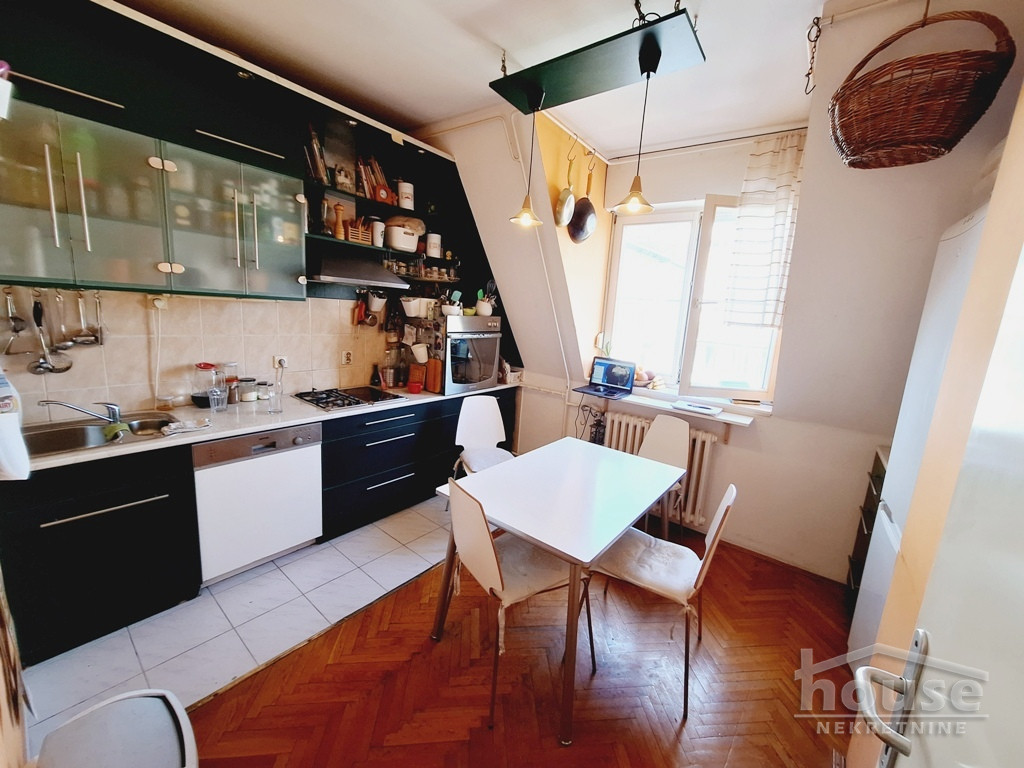 Stan,NOVI SAD,CENTAR 52m2,127700€ , ID: 1060283 22