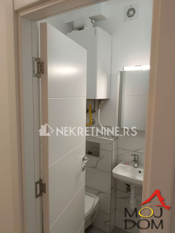 Stan,NOVI SAD,MALI BEOGRAD,kv: 68, € 99900, ID: 1023493 10