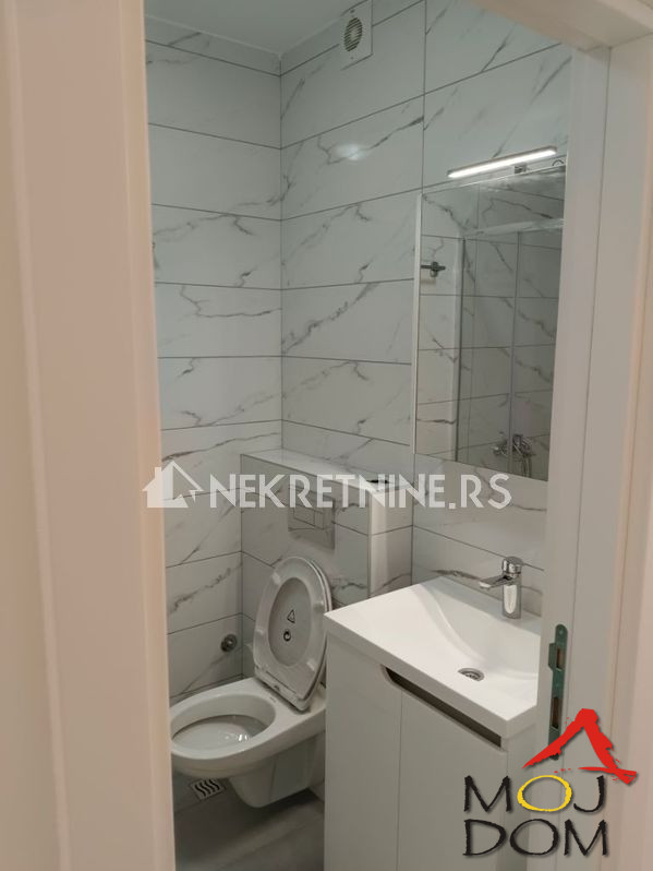 Stan,NOVI SAD,MALI BEOGRAD,kv: 68, € 99900, ID: 1023493 7