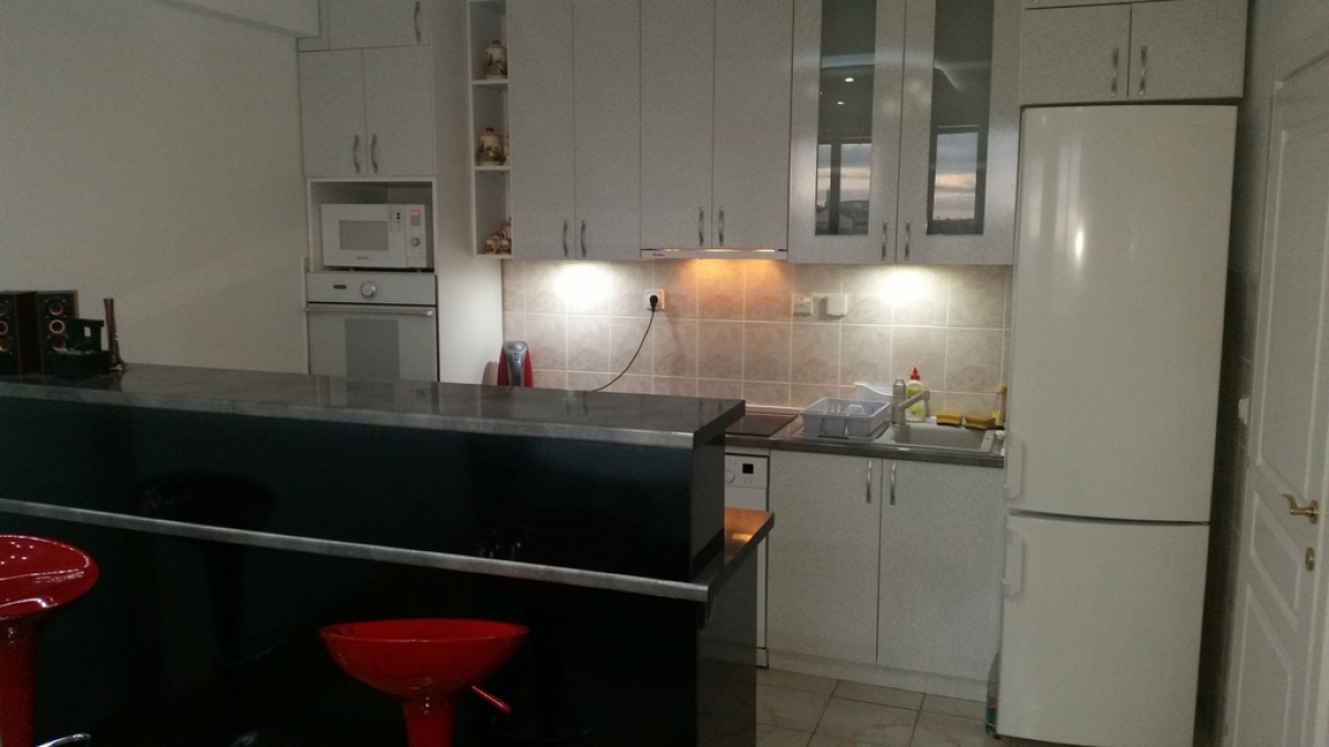 BULEVAR, 101 m2, Trosoban, Namešten 9