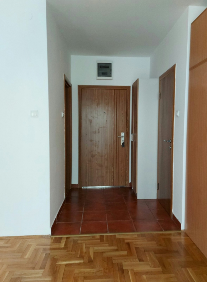 BULEVAR EVROPE, 26 m2, Jednosoban, Namešten 4