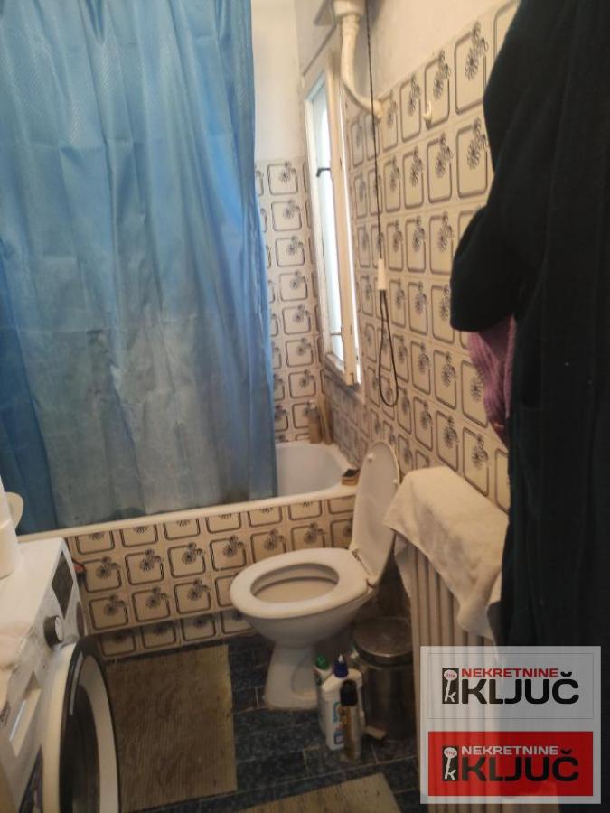 CENTAR, 80m2, trosoban SALONSKI 14